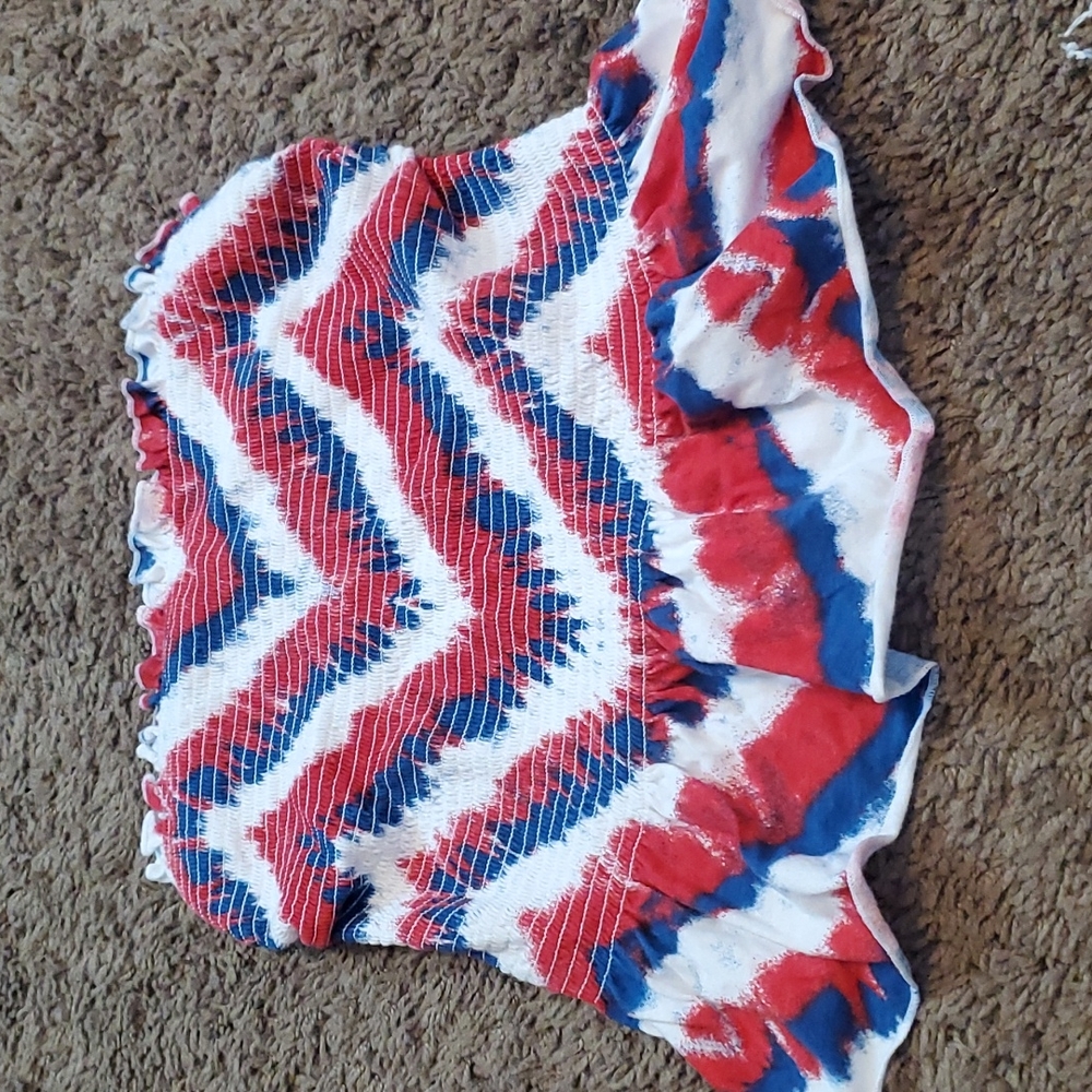 Colored tube top with ruffles